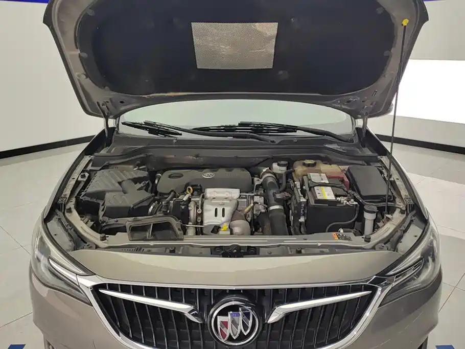 Buick Excelle — миниатюра 10