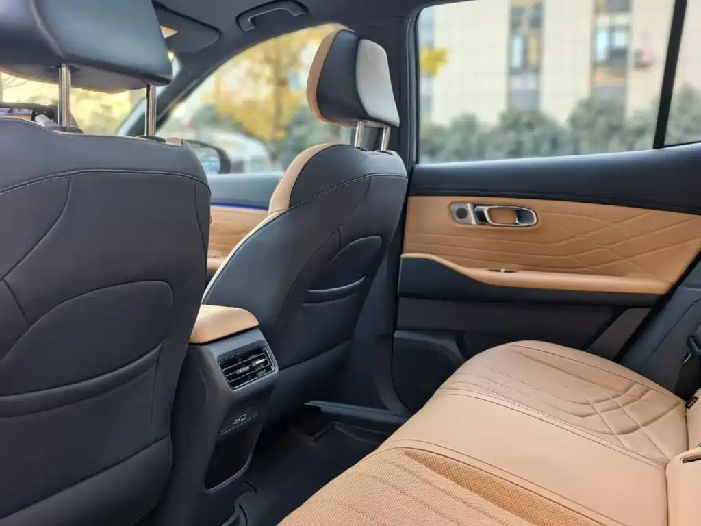 GEELY GALAXY GALAXY STARSHIP 7 EM I