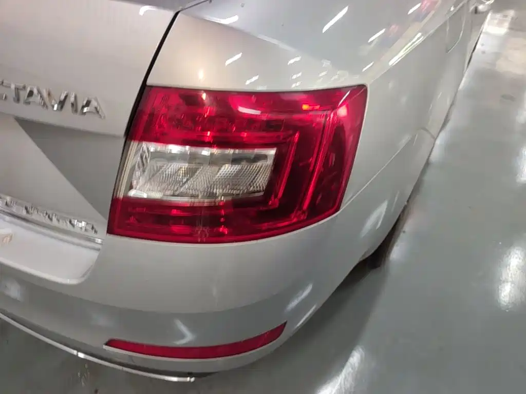 Skoda Octavia — миниатюра 8