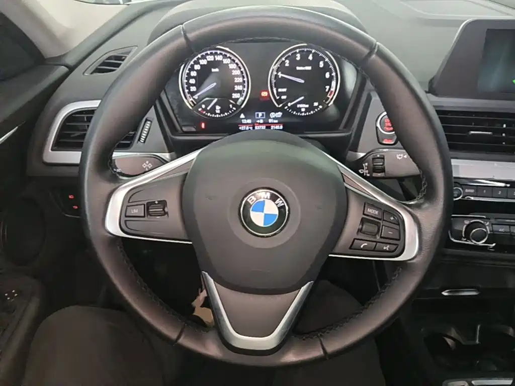 BMW 1 Series — миниатюра 11