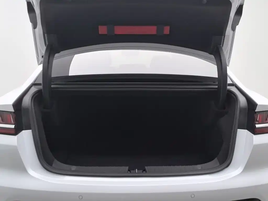 BYD Han — миниатюра 16