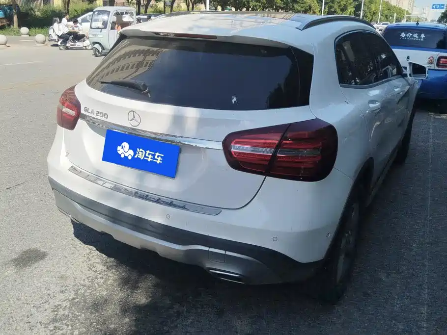 Mercedes-Benz GLA — миниатюра 3