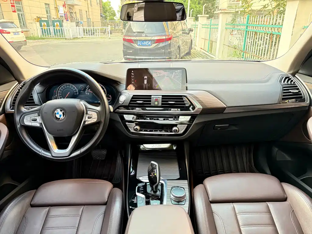 BMW X3 — миниатюра 7
