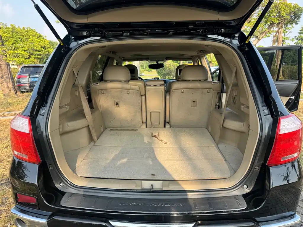 Toyota Highlander — миниатюра 14
