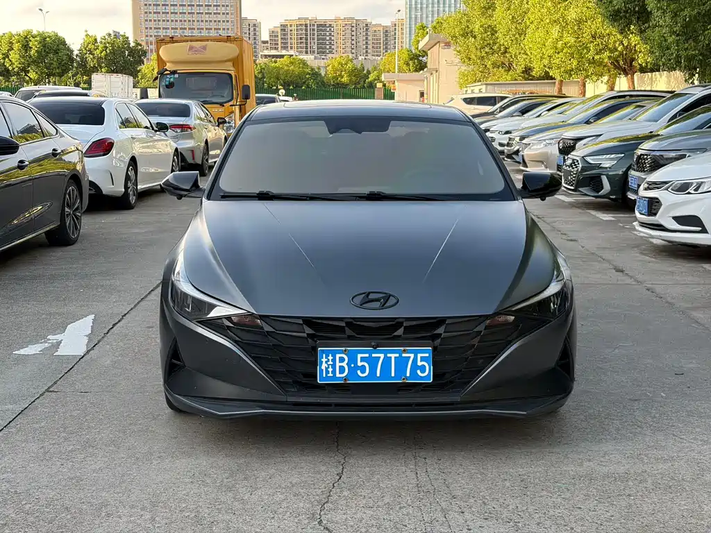 Hyundai Elantra — миниатюра 2