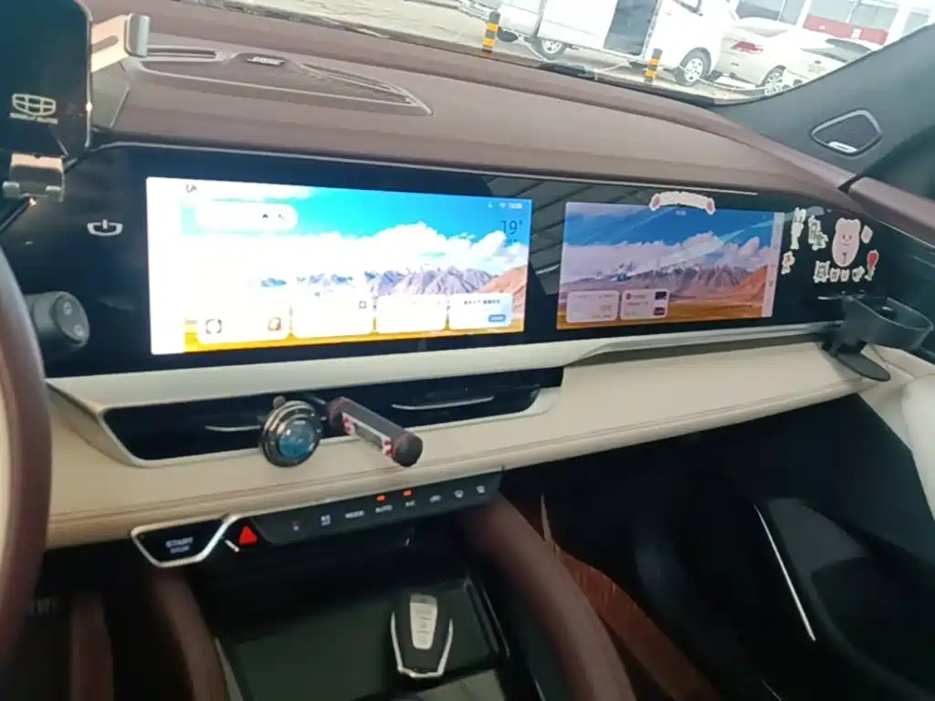 Geely Xingyue L — миниатюра 13