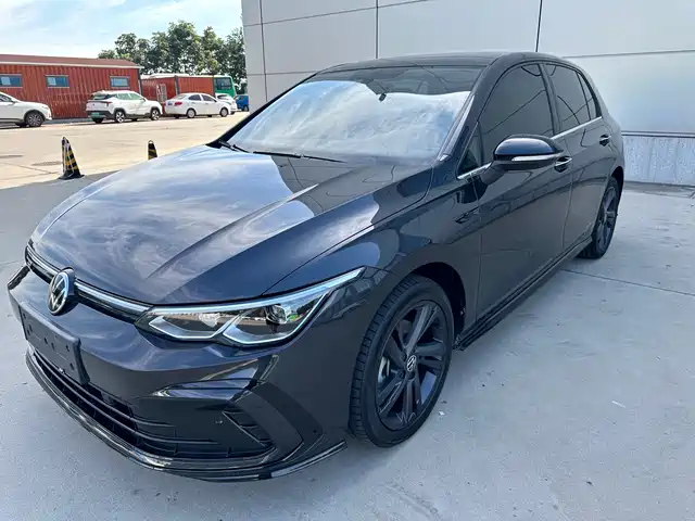 2023 Volkswagen Golf