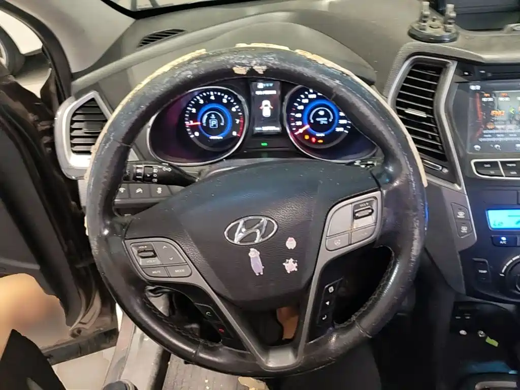 Hyundai Santa Fe — миниатюра 11