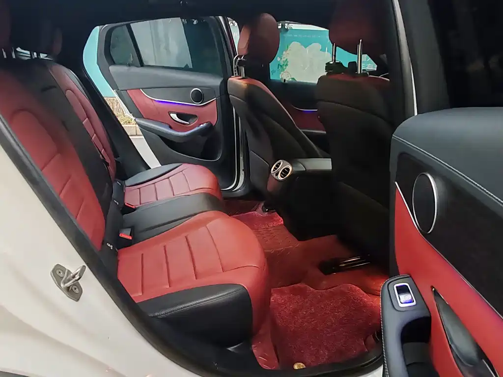 Mercedes-Benz GLC 2020 GLC 300 4MATIC SUV