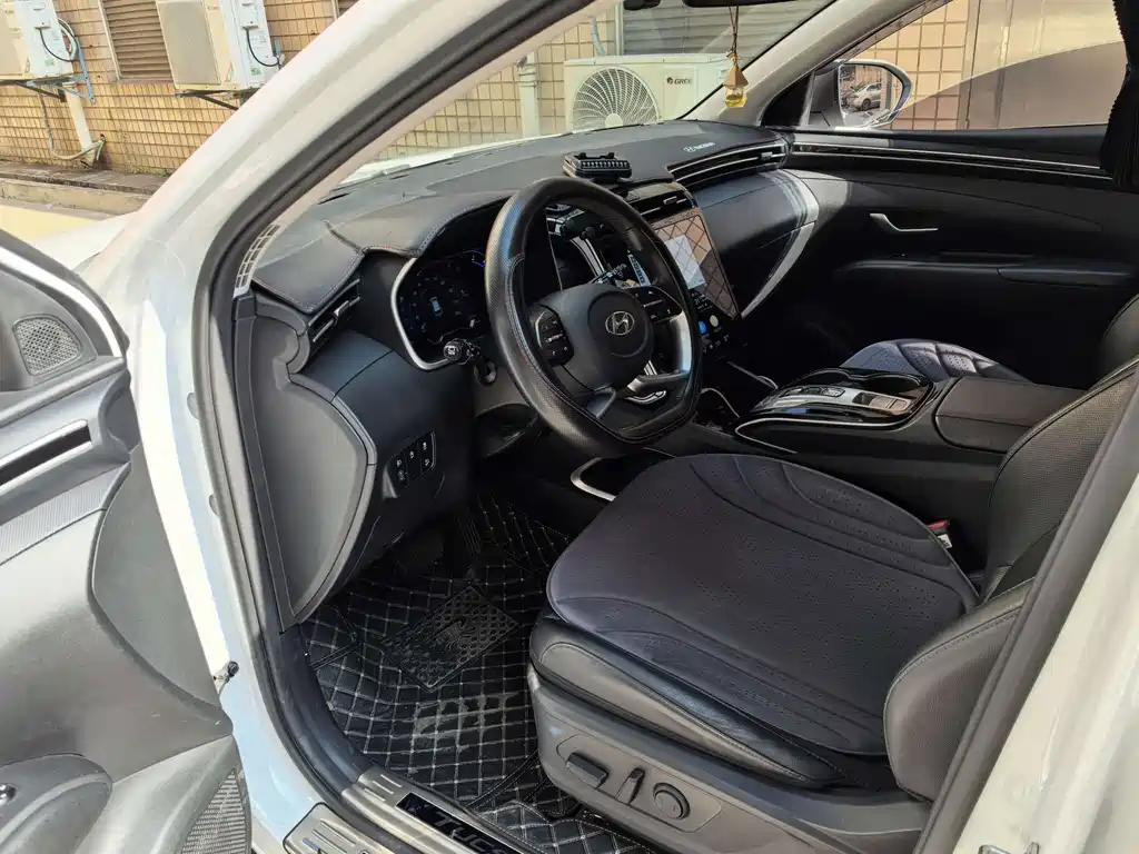 Hyundai Tucson — миниатюра 7
