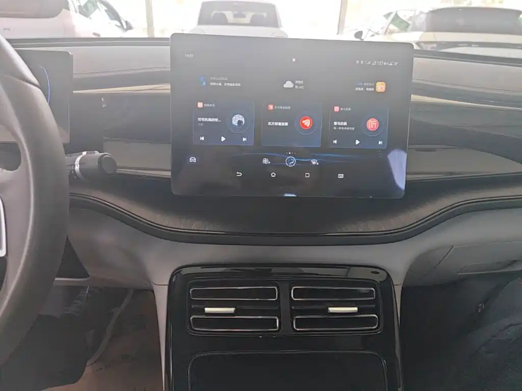 BYD Qin PLUS — миниатюра 13