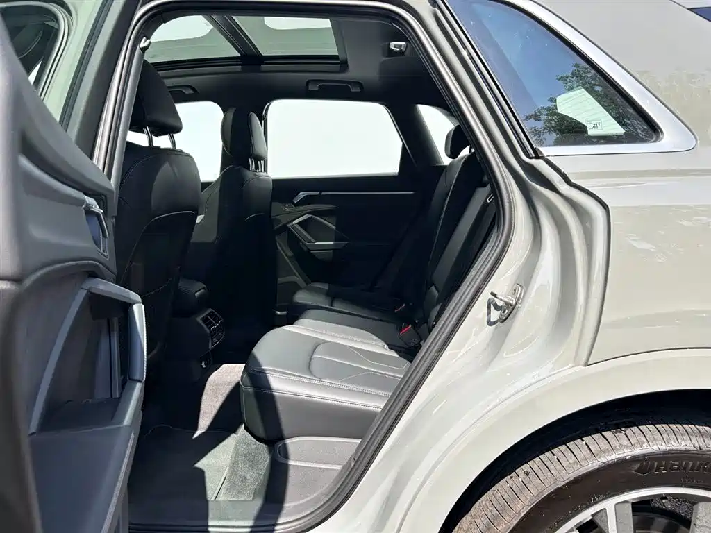 Audi Q3 — миниатюра 13