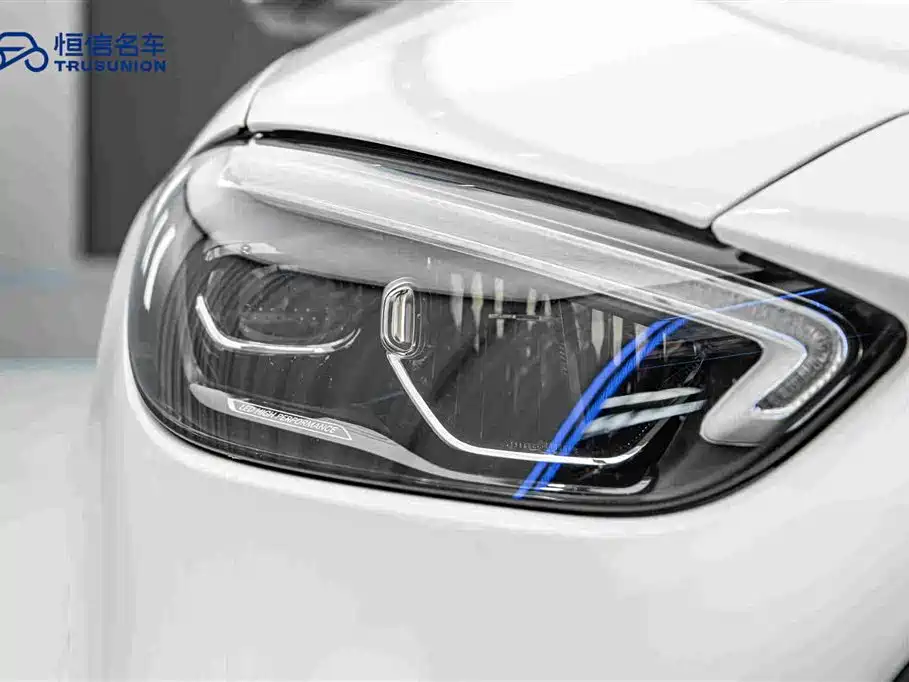 Mercedes-Benz C-Class — миниатюра 10