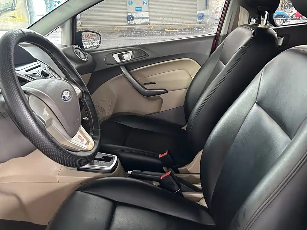 Ford Fiesta — миниатюра 8