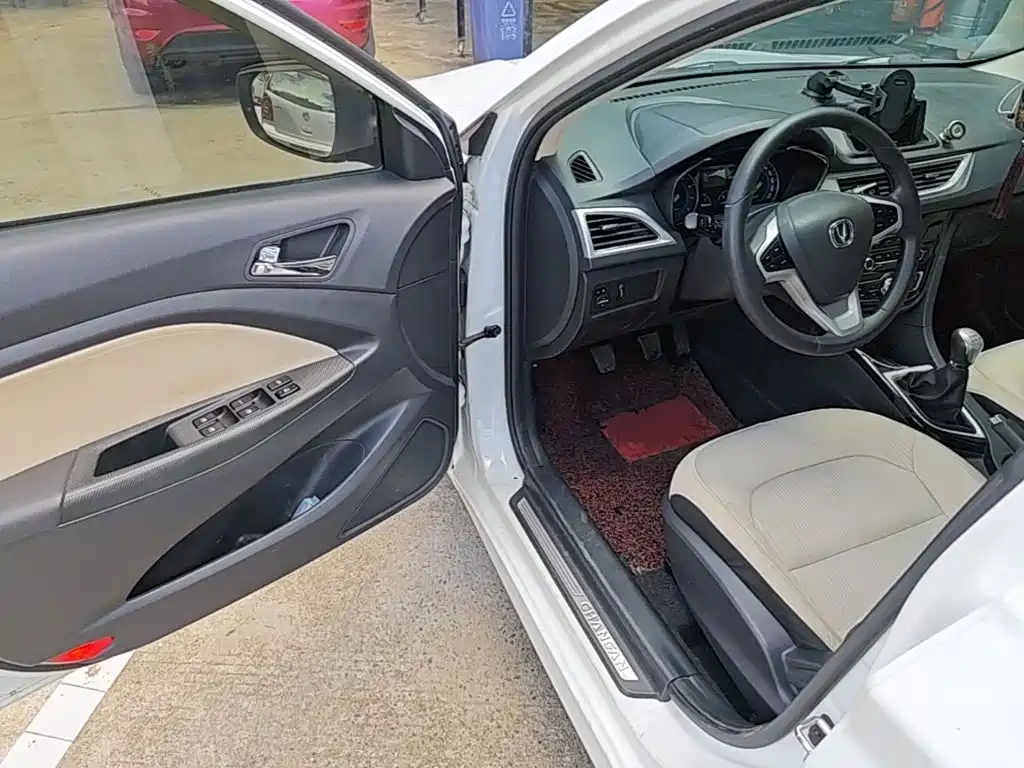 Changan V7 — миниатюра 16
