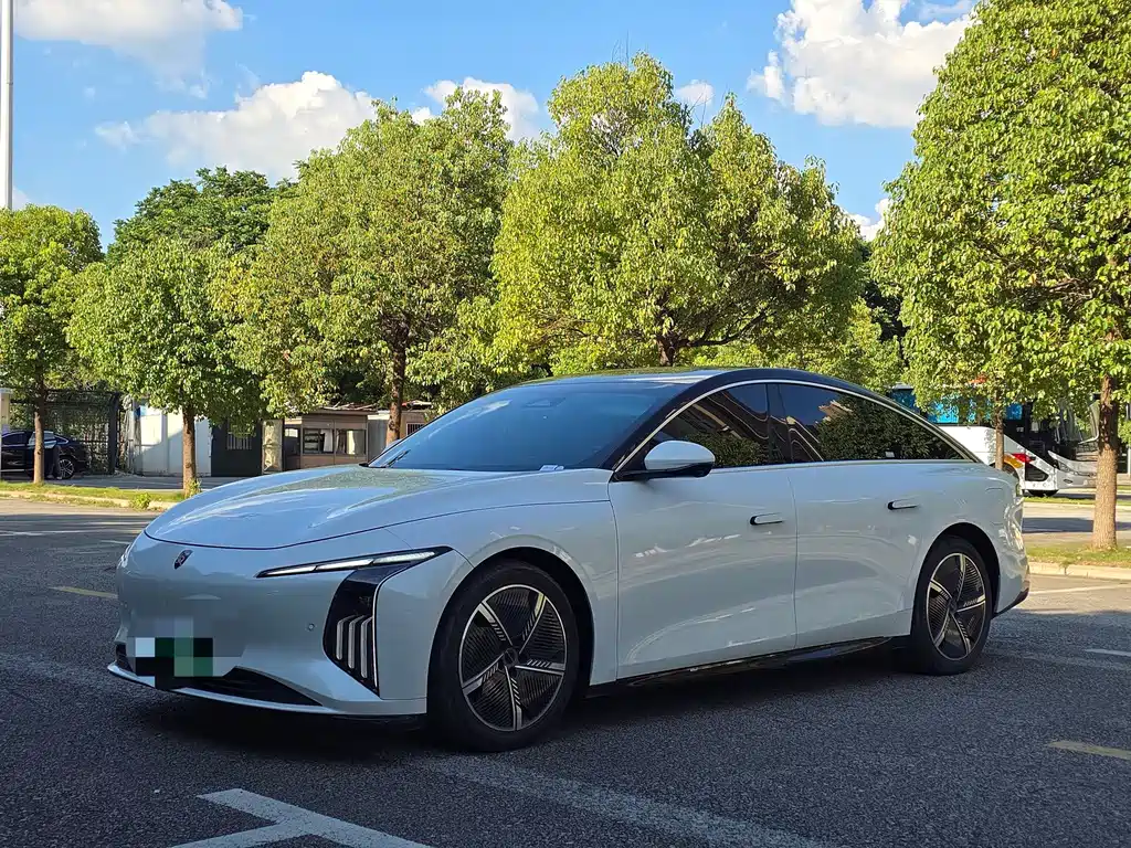 Fengxing Xinghai S7