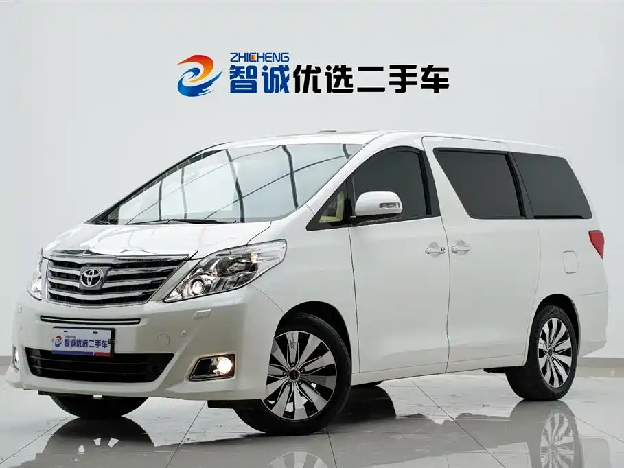 Toyota Alphard 2012