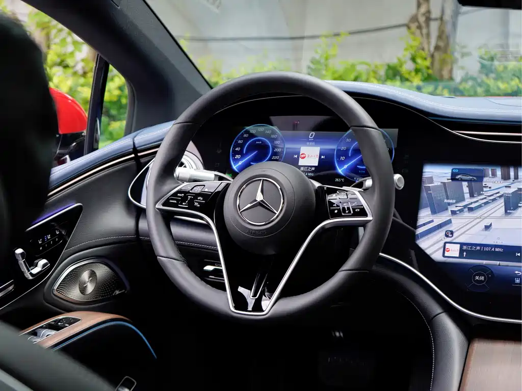 Mercedes-Benz EQS — миниатюра 11