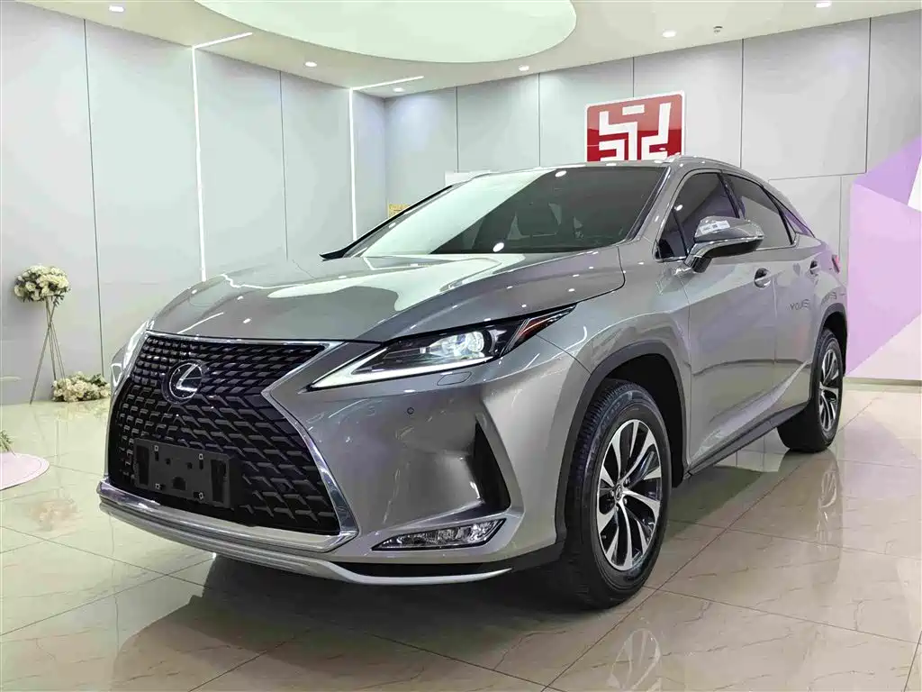 Lexus RX 2022