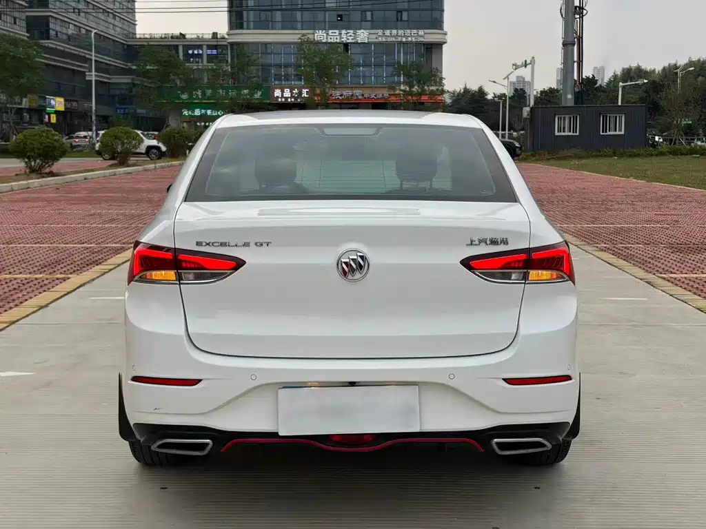Buick Excelle — миниатюра 8