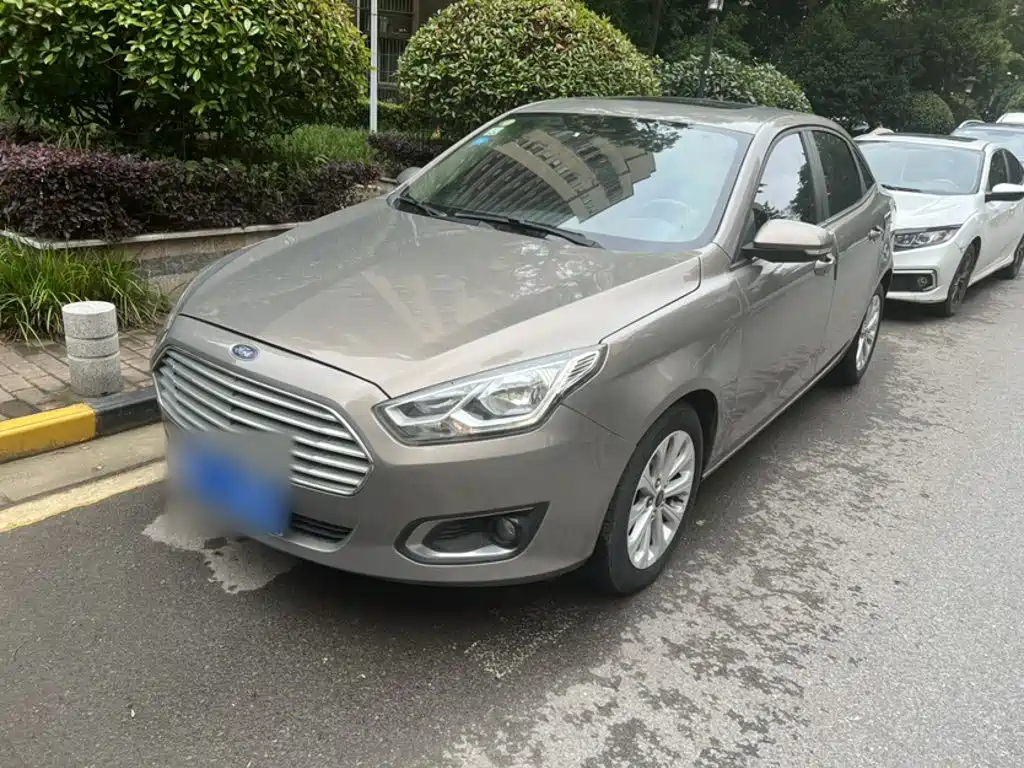 Ford Escort — миниатюра 2