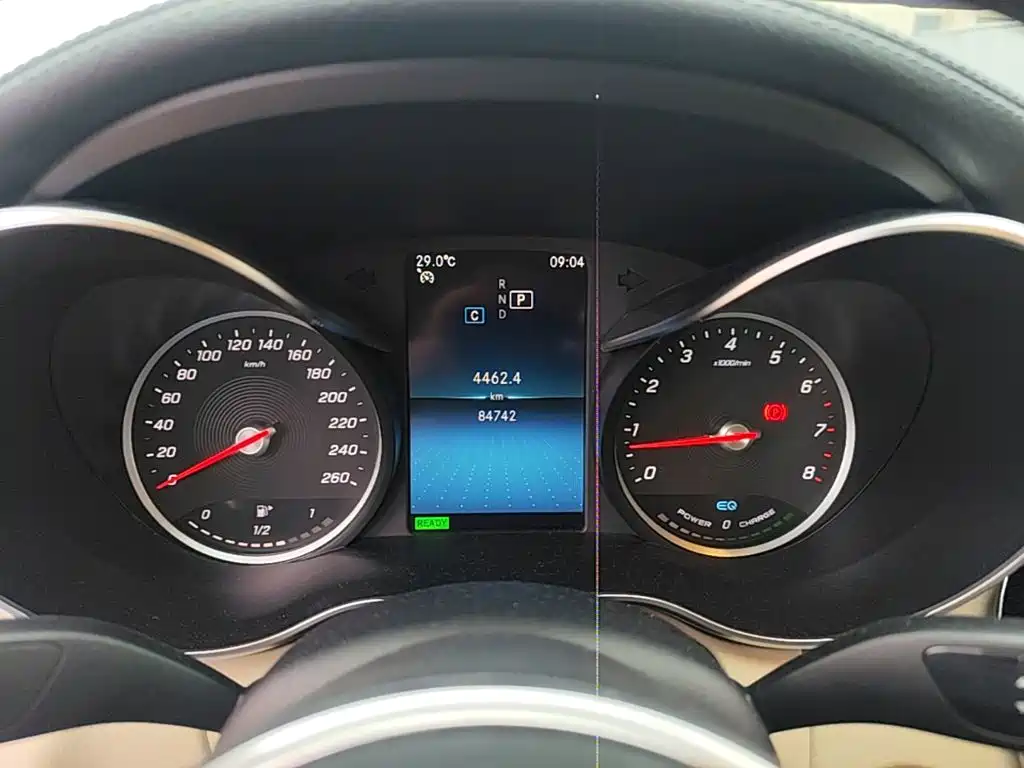 Mercedes-Benz C-Class — миниатюра 12