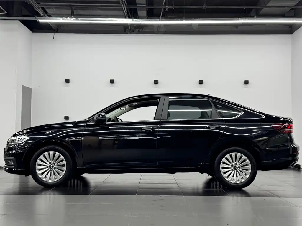 Volkswagen Lavida — миниатюра 12
