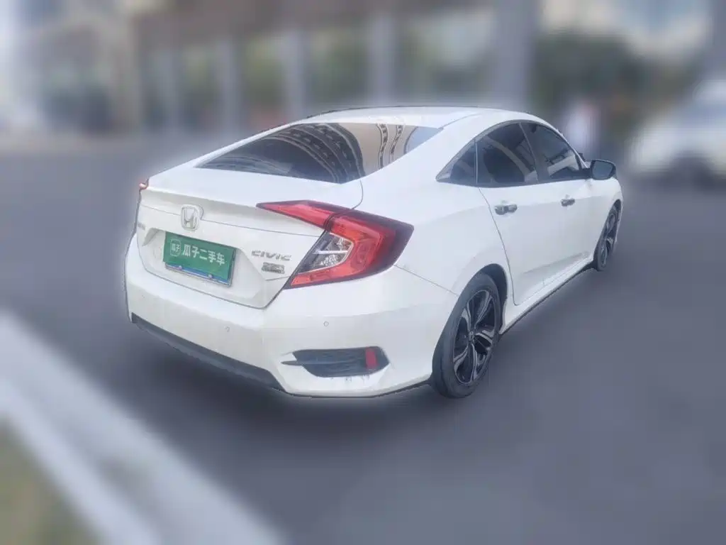Honda Civic — миниатюра 5