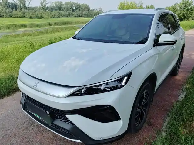 2025 BYD Song Plus