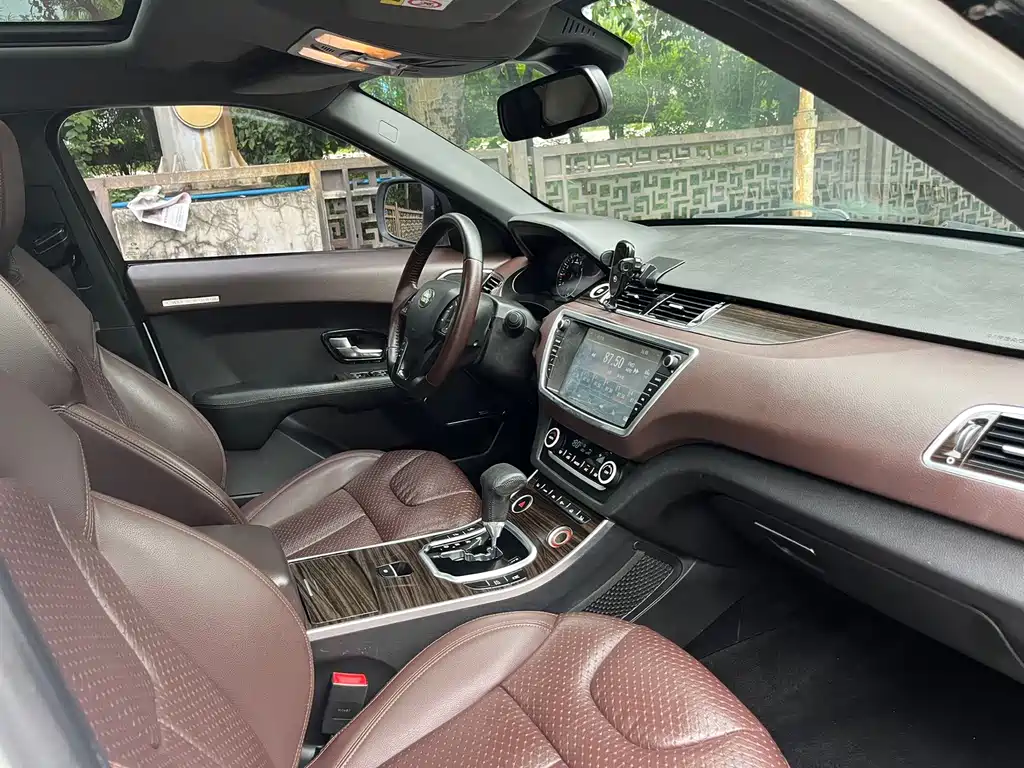 Landwind X7 2.0T Panoramic Premium Edition, фото 14