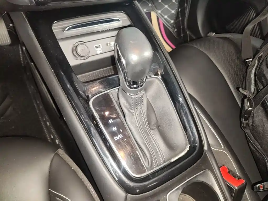 Roewe i5 — миниатюра 14