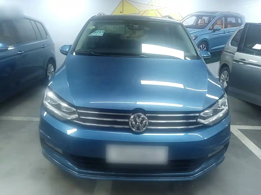 Volkswagen Touran — миниатюра 3