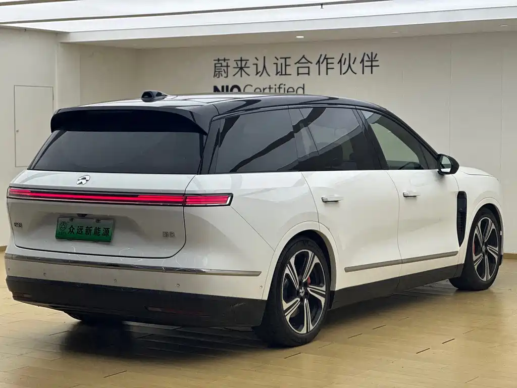 NIO ES8 — миниатюра 6