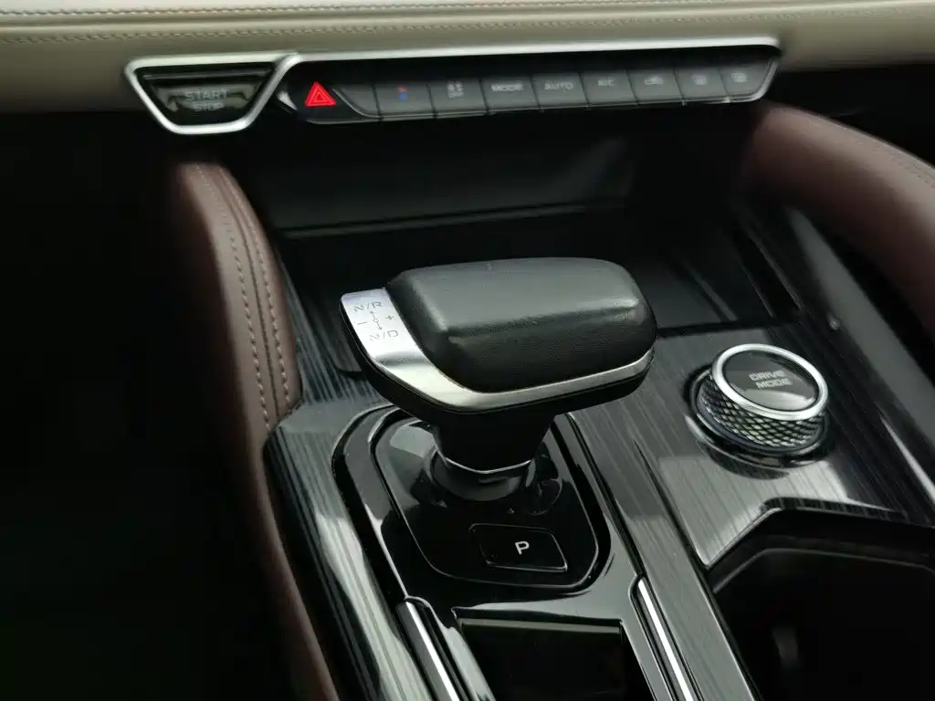 Geely Xingyue L — миниатюра 13