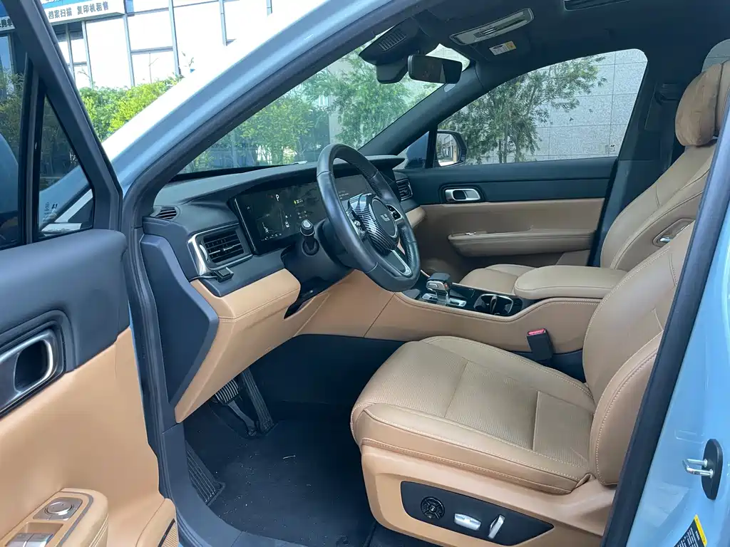Li Auto Li ONE — миниатюра 6