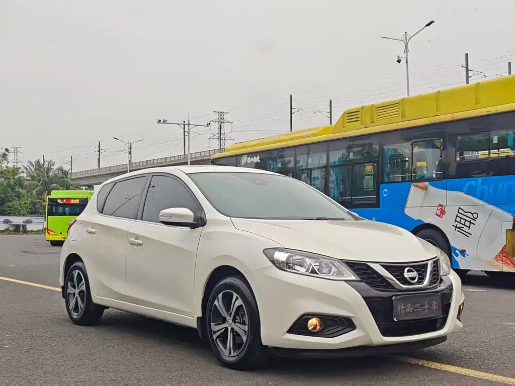 Nissan Tiida 2019 1.6L CVT VI