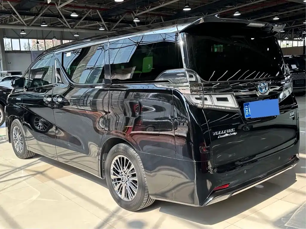 Toyota Vellfire — миниатюра 5