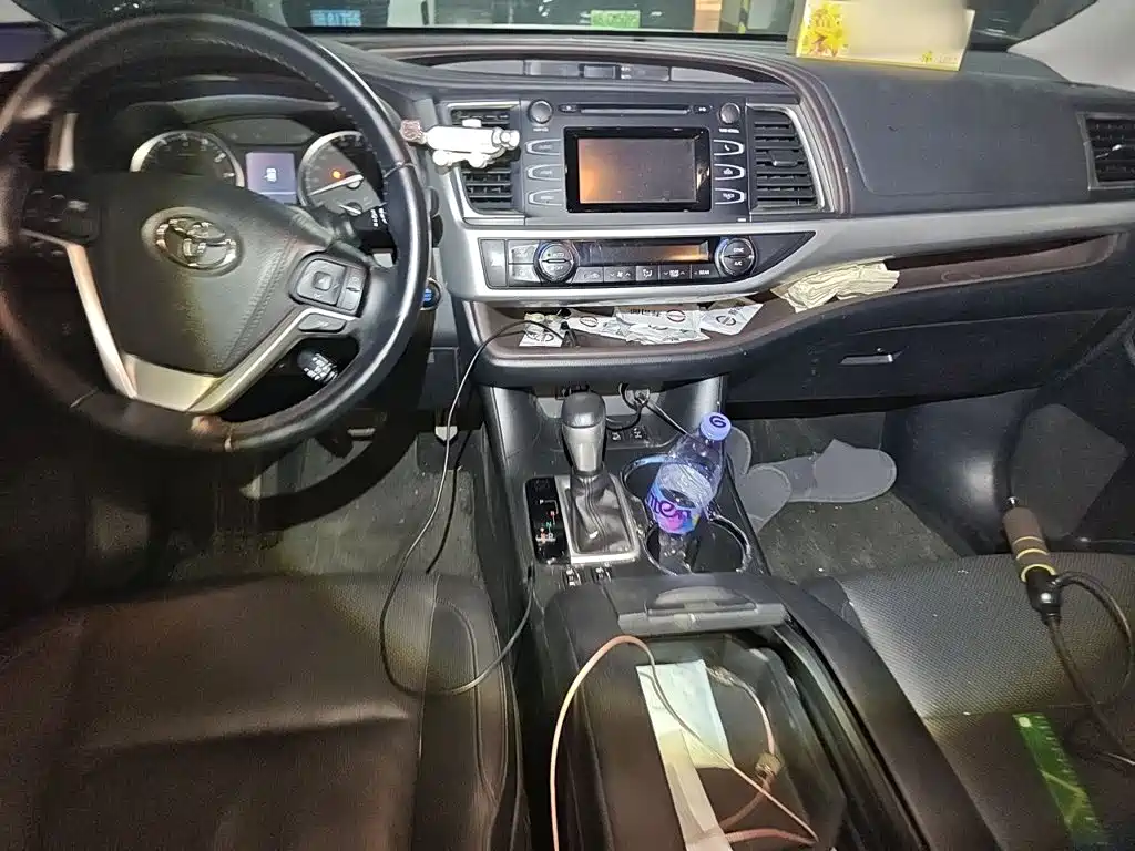 Toyota Highlander — миниатюра 5