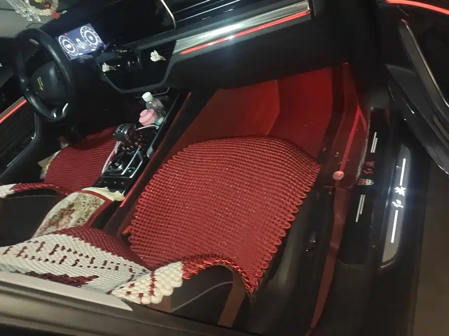Hongqi Hongqi HS5 — миниатюра 8
