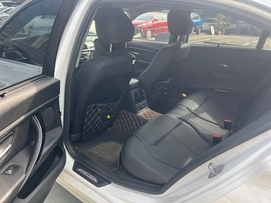 BMW 3 Series — миниатюра 6