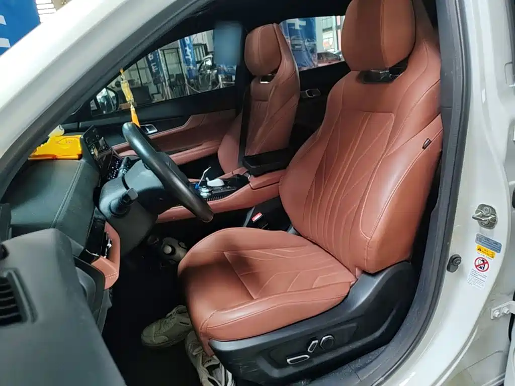 Changan UNI-K iDD — миниатюра 15