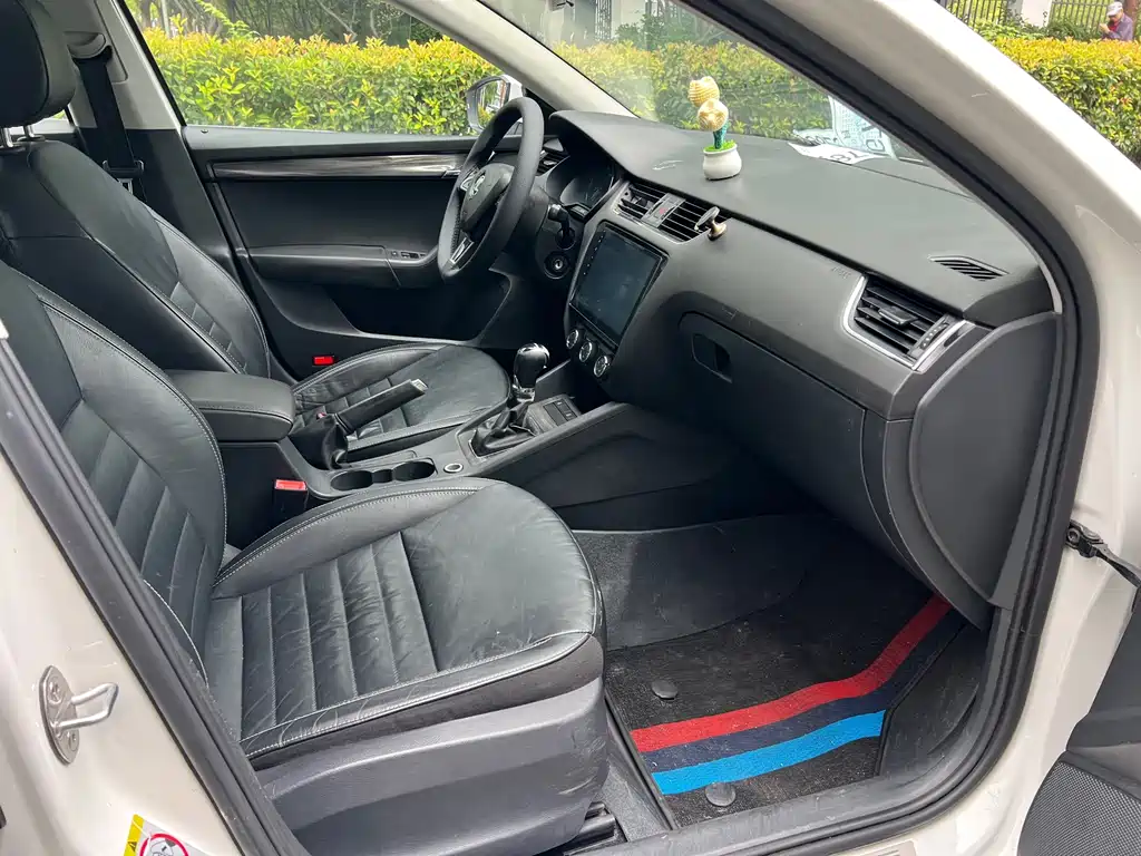 Skoda Octavia — миниатюра 12