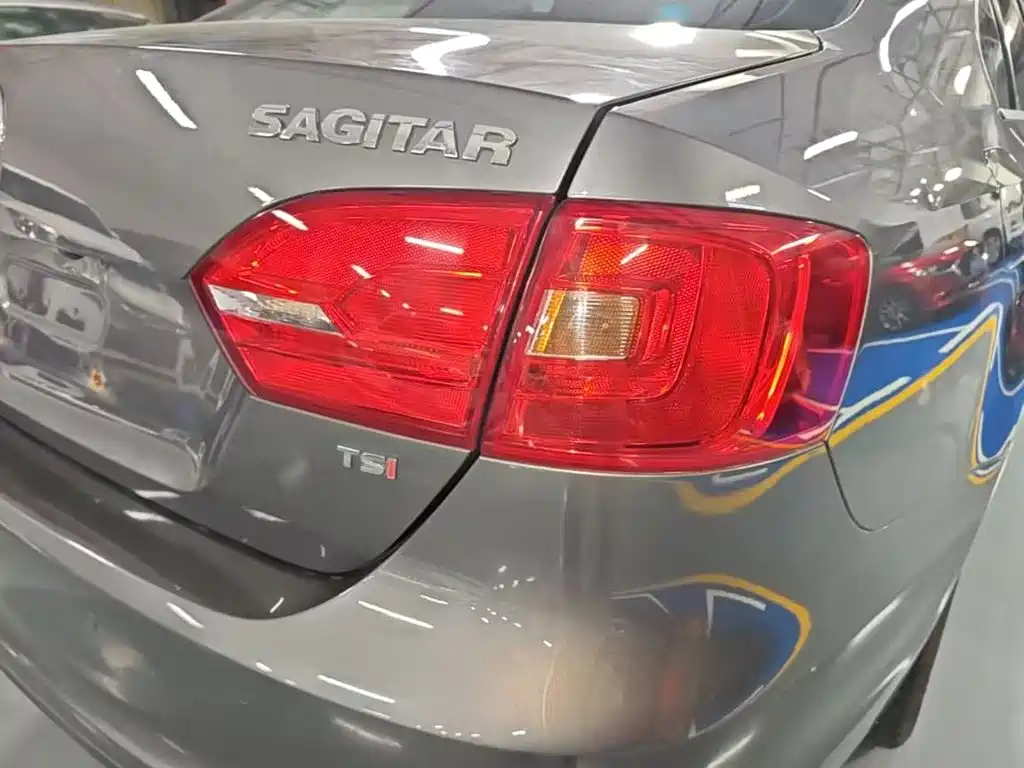 Volkswagen Sagitar — миниатюра 8