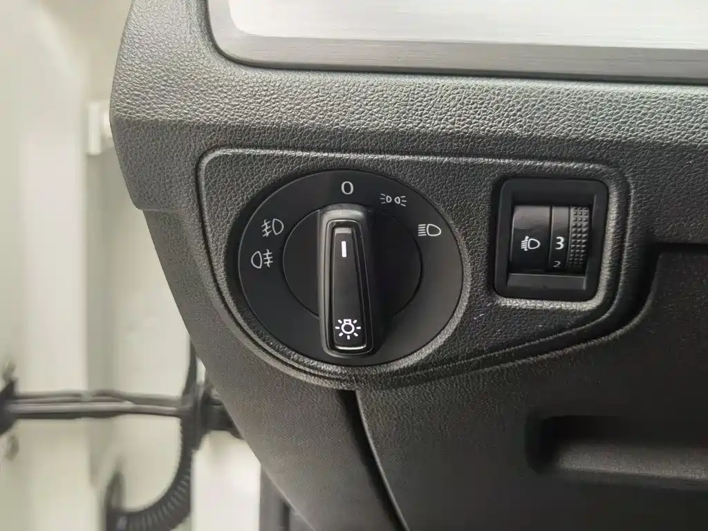 Volkswagen Lamando — миниатюра 21