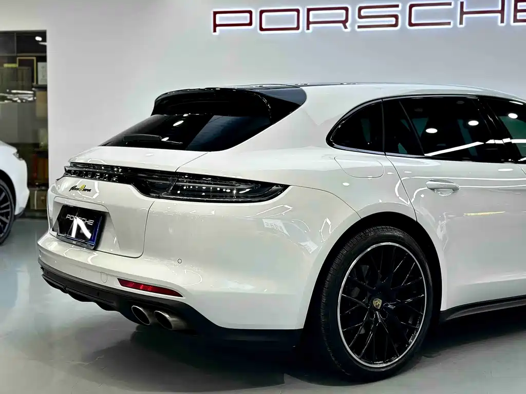 Porsche Panamera — миниатюра 31