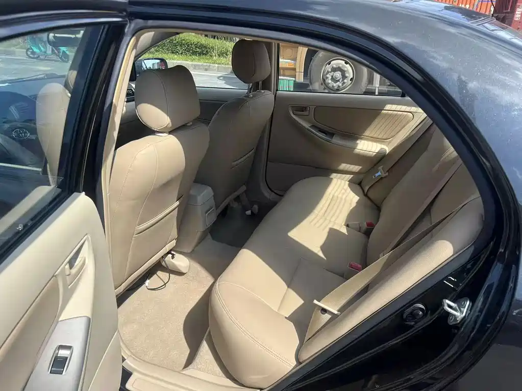 Toyota Corolla — миниатюра 8