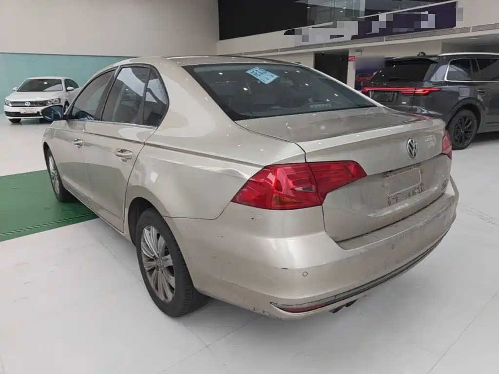 Volkswagen Bora — миниатюра 5