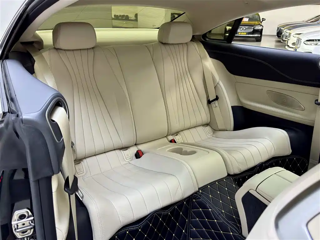 Mercedes-Benz E-Class (Import) — миниатюра 9