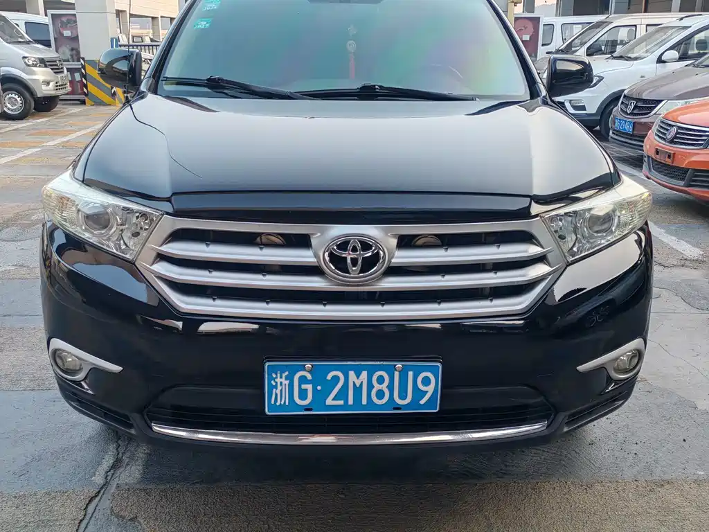 Toyota Highlander — миниатюра 2