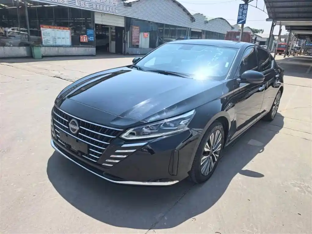 Nissan Teana 2024
